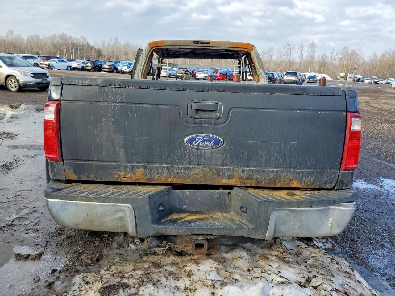 2013 Ford F350 SD Lariat Super