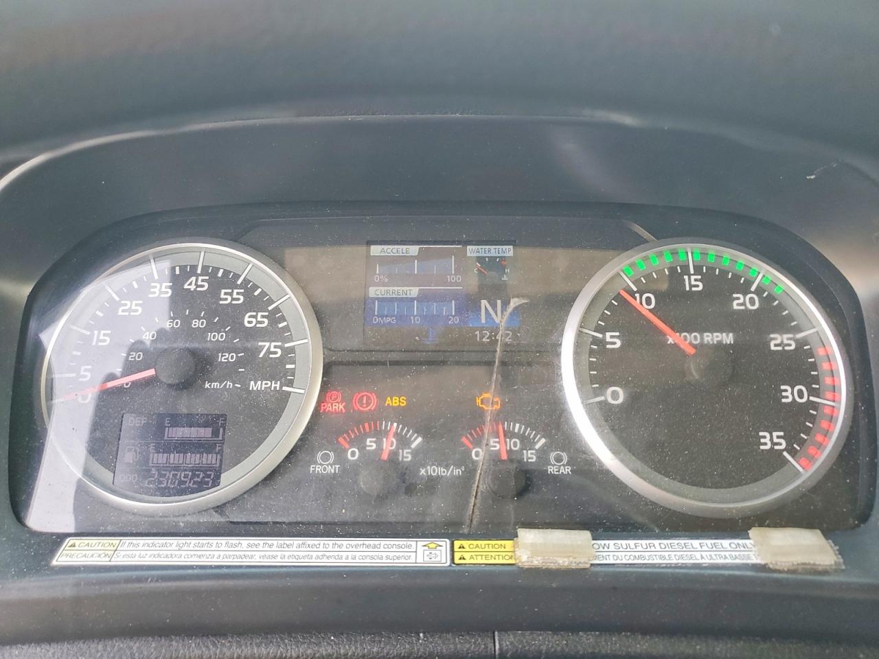 2012 Hino 338 BOX Truck