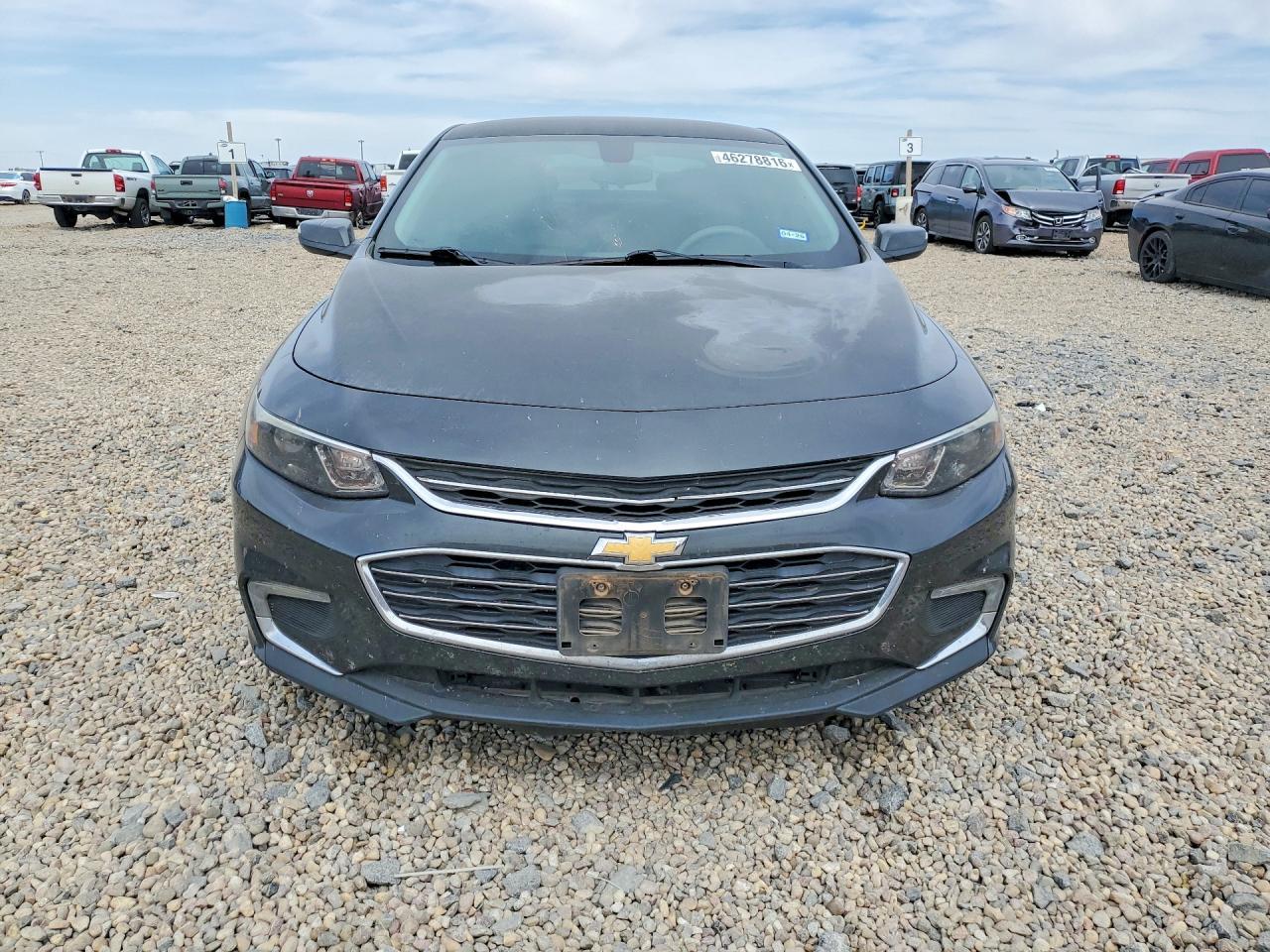 2017 Chev Malibu lt