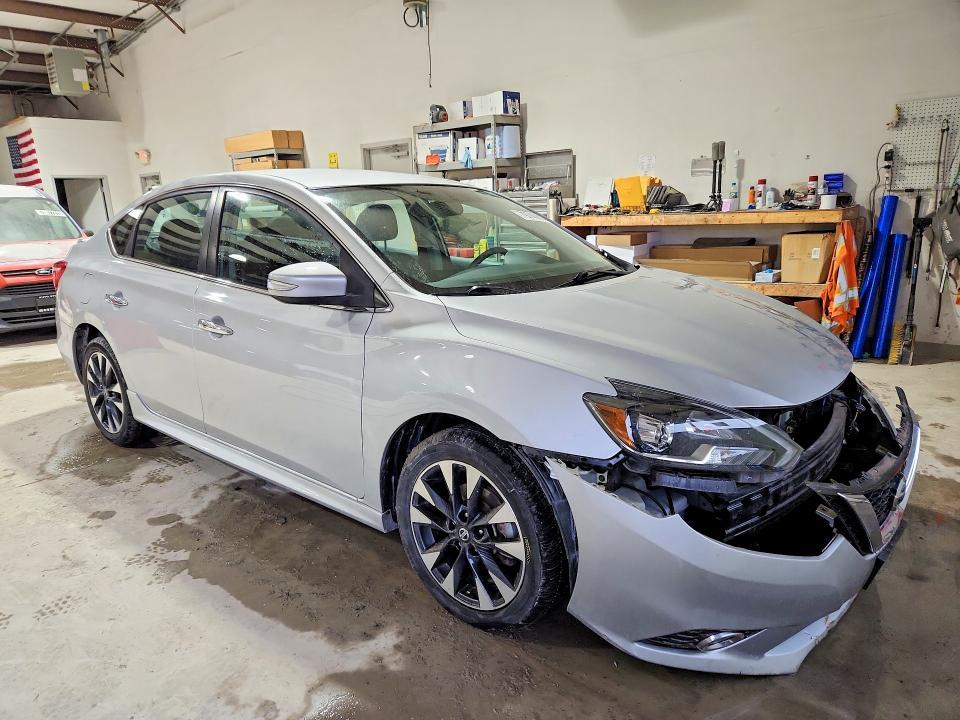 2019 Nissan Sentra sr