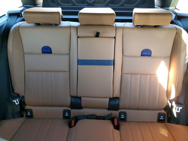 2025 Mini Countryman se All4