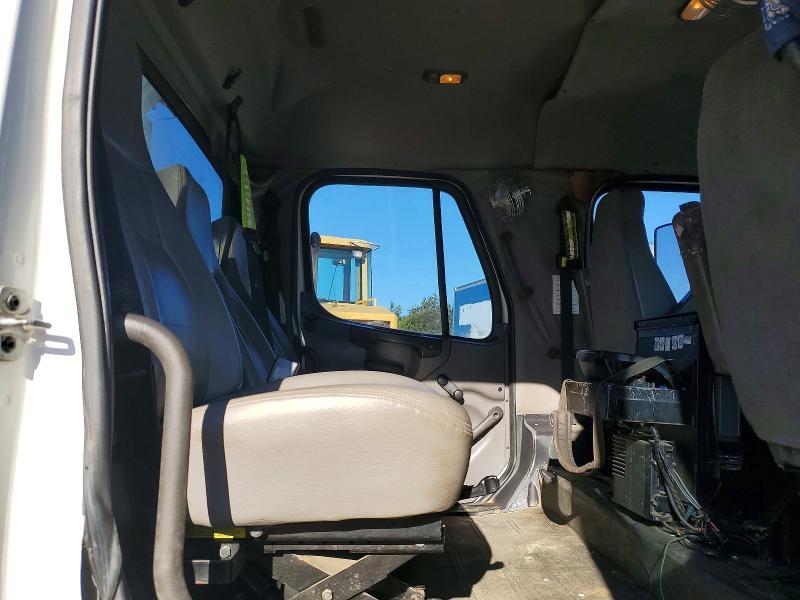 2013 Freigliner 2013 Freightliner 108sd Utility / Service Truck