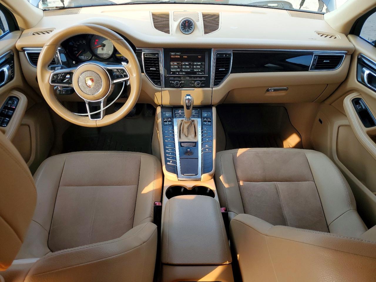 2015 Porsche Macan s