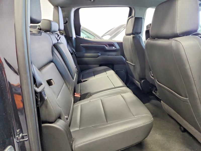 2025 GMC Sierra C1500 slt