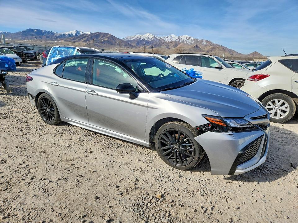 2024 Toyota Camry xse V6