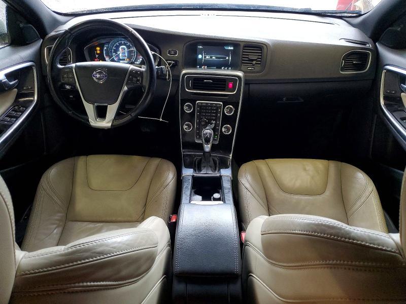 2015 Volvo V60 Premier