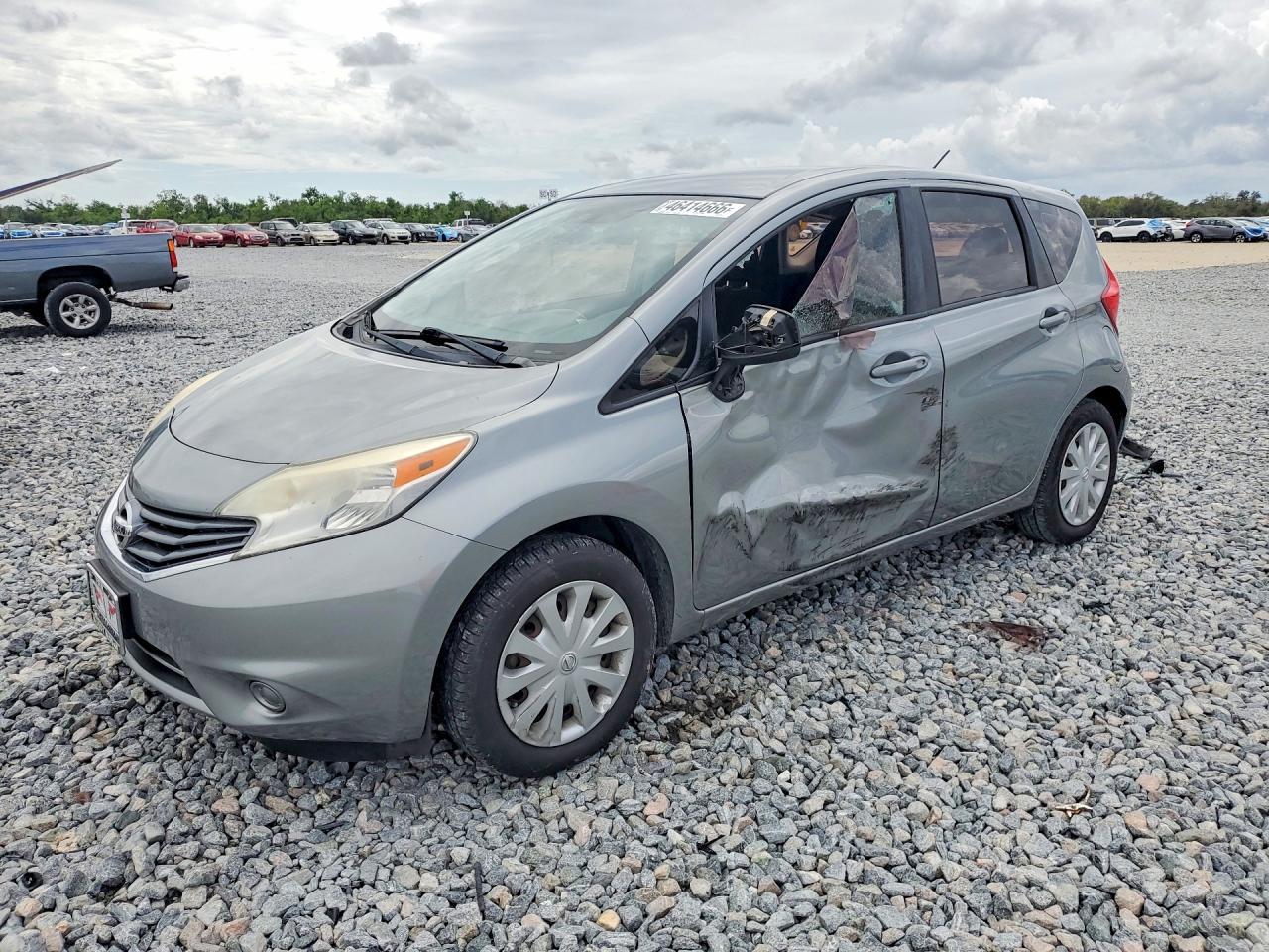 2015 Nissan Versa Note sv