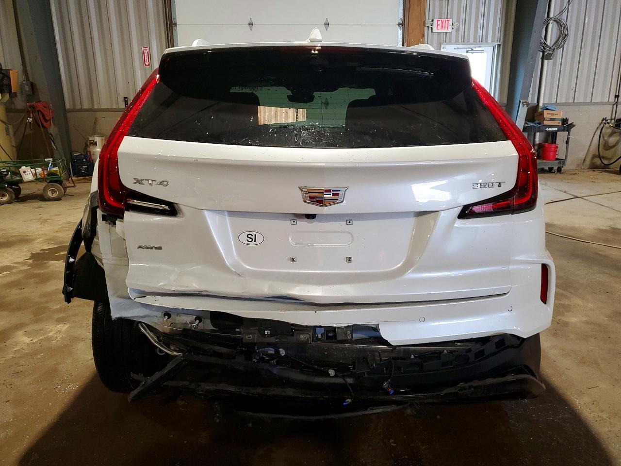 2025 Cadillac XT4 Premium Luxury
