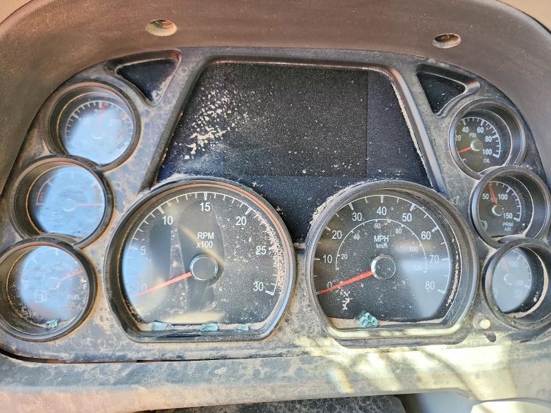2020 Peterbilt 567 Semi Truck