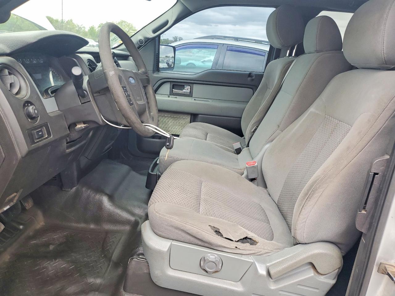 2013 Ford F150 Super cab