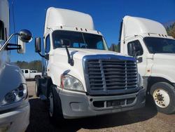 Salvage trucks for sale at Charles City, VA auction: 2016 Freightliner Cascadia 125 Semi Truck