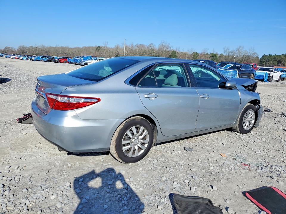 2017 Toyota Camry le