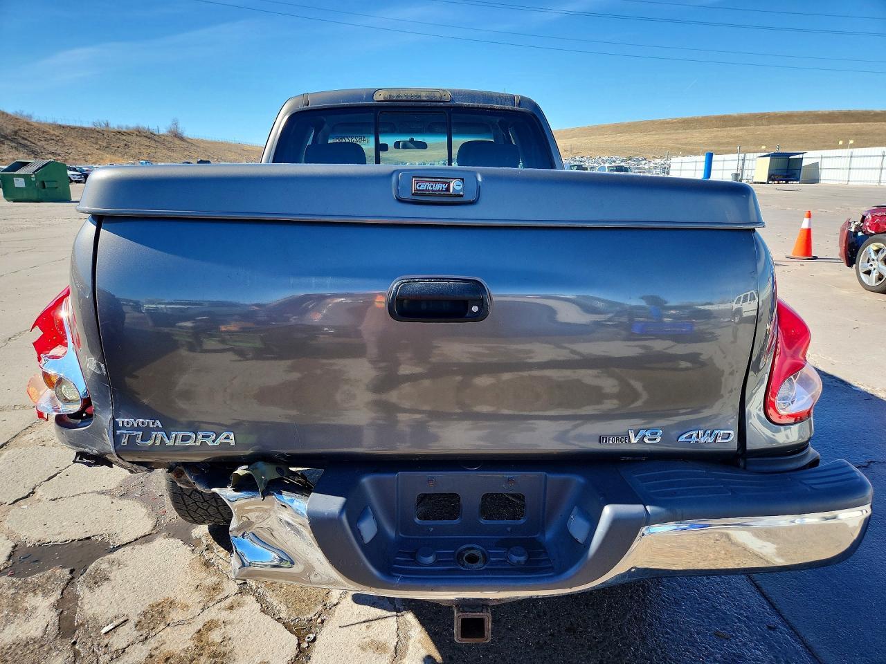 2004 Toyota Tundra SR5