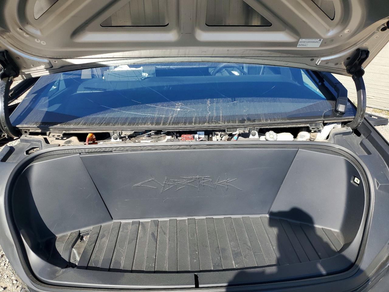 2024 Tesla Cybertruck