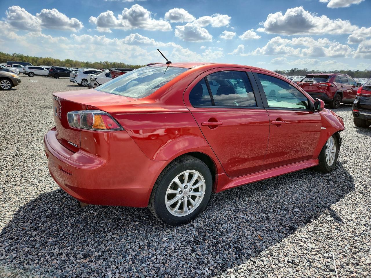 2013 Mitsubishi Lancer es