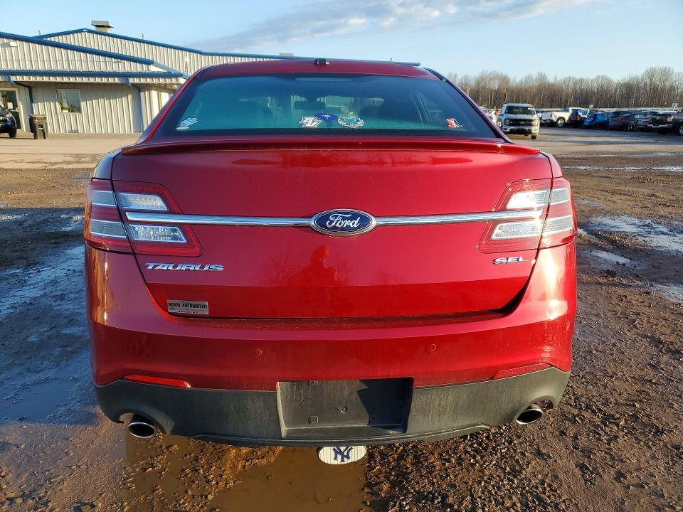 2013 Ford Taurus sel