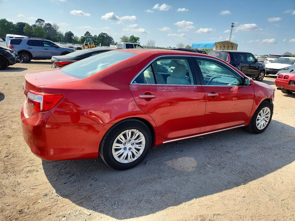 2012 Toyota Camry le