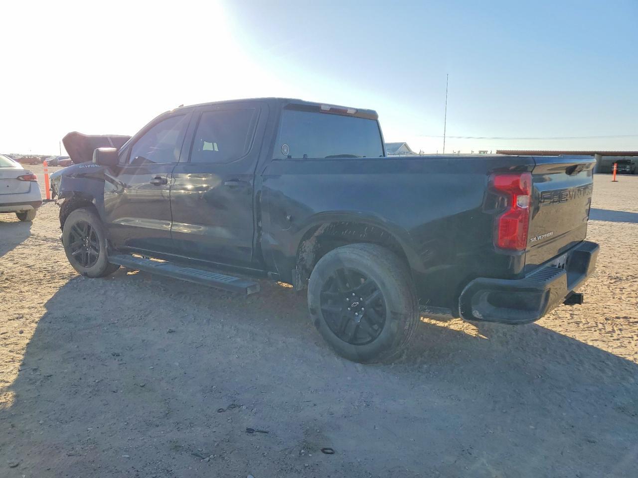 2025 Chevrolet Silverado C1500 Custom