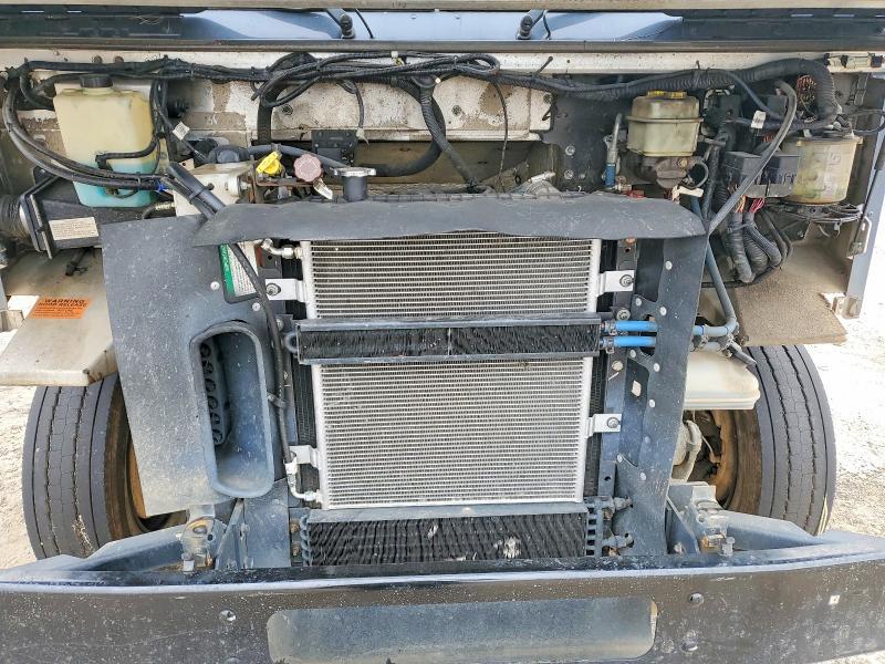 2021 Freightliner MT45G Chassis Delivery Truck