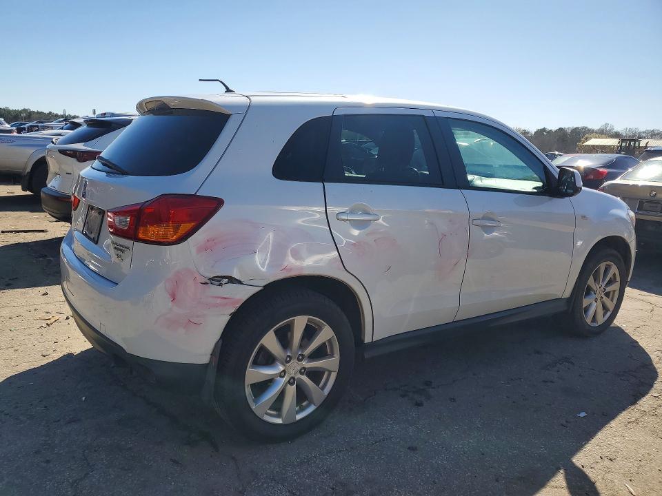 2015 Mitsubishi Outlander Sport es