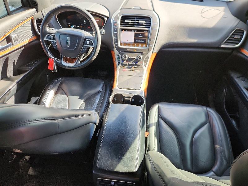 2019 Lincoln Nautilus Select