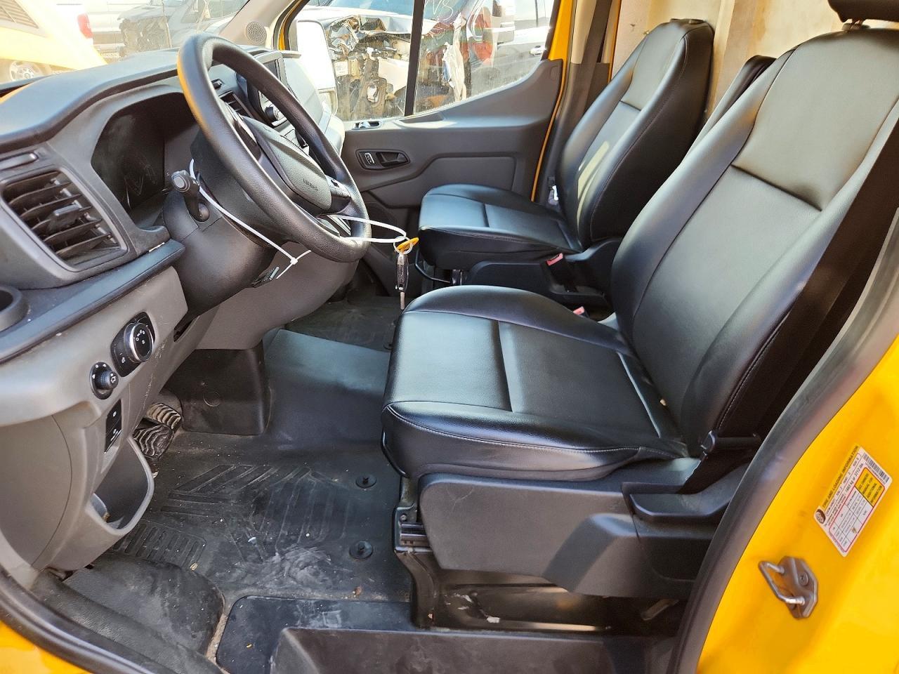 2022 Ford Transit T-250