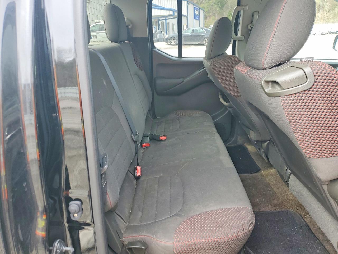 2011 Nissan Frontier S