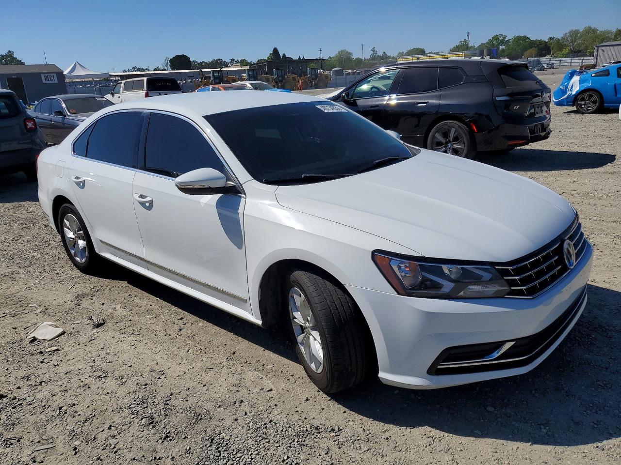 2017 Volkswagen Passat s