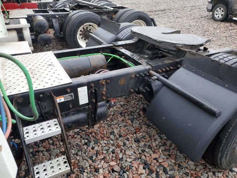 2019 Freightliner Business Class M2 Semi Truck