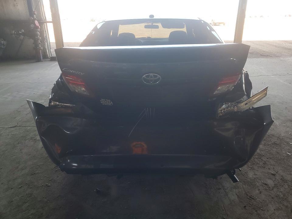 2010 Toyota Camry dx a