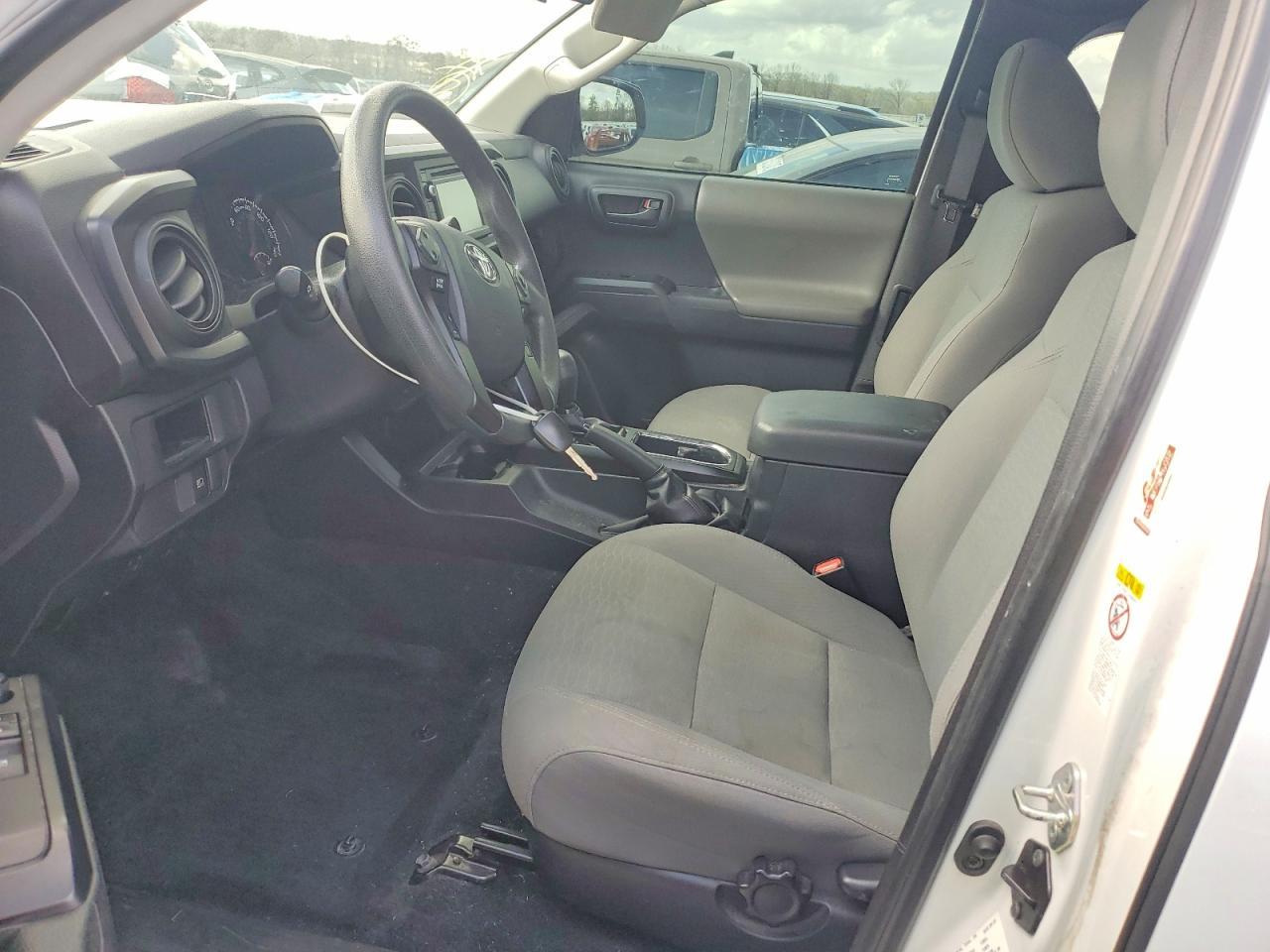 2019 Toyota Tacoma SR V6