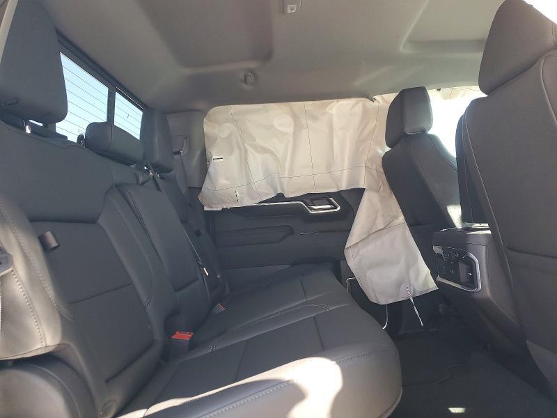 2026 GMC Sierra K1500 SLT