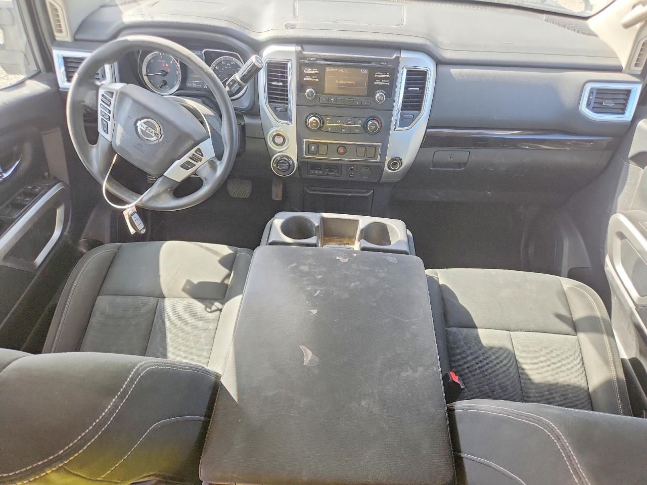 2017 Nissan Titan XD SV