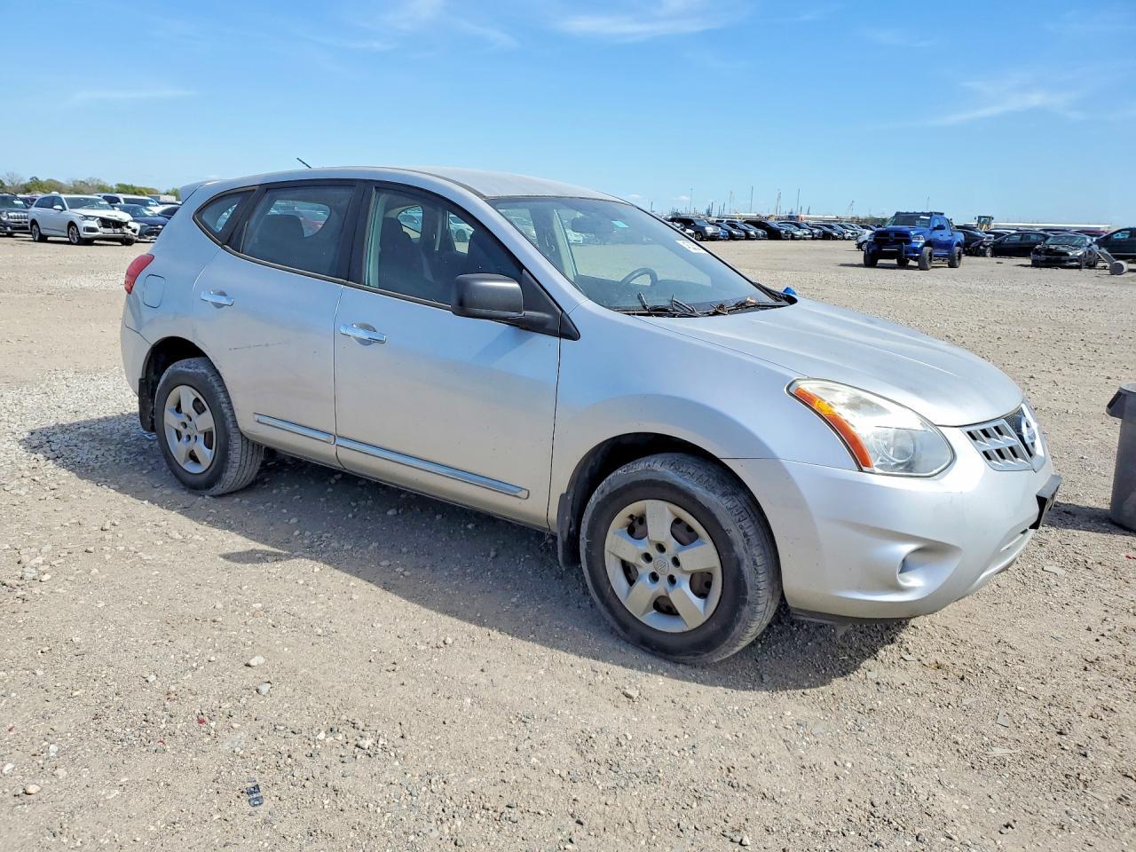 2011 Nissan Rogue s