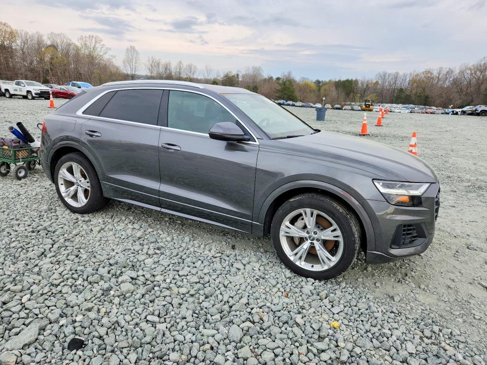 2019 Audi Q8 Premium