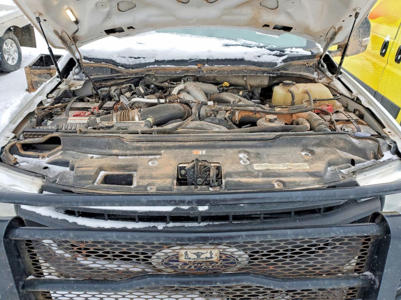 2020 Ford F350 Super Duty Flatbed Truck