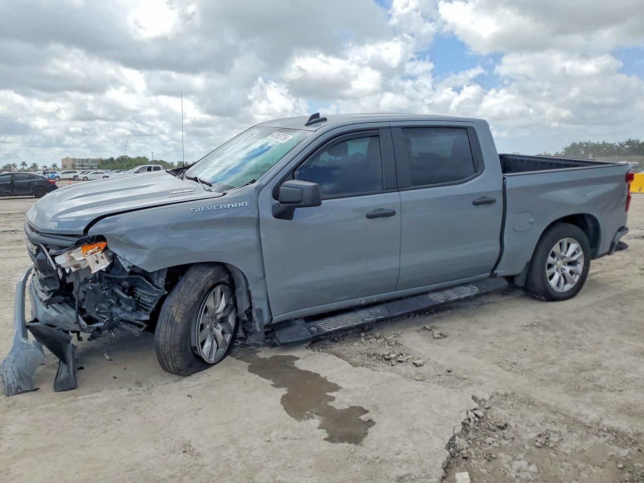 2024 Chevrolet Silverado C1500 Custom