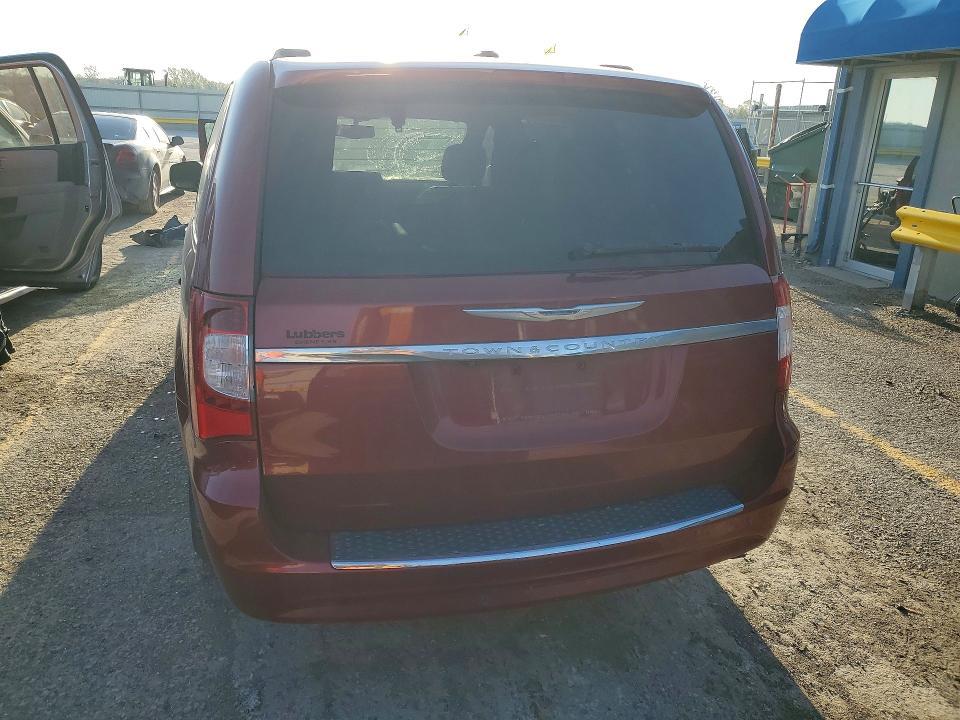 2014 Chrysler Town & Country Touring l