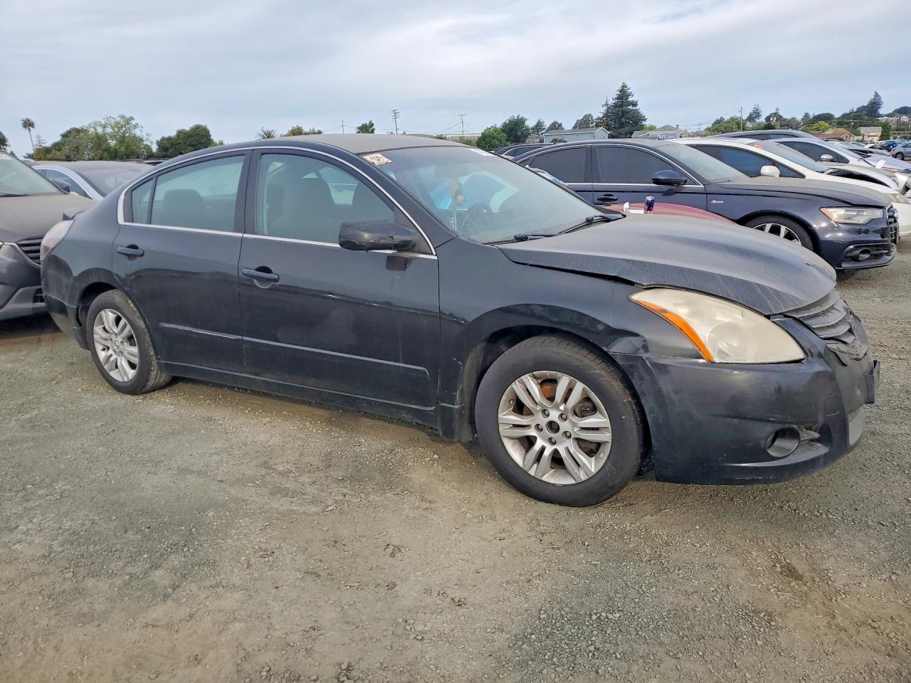 2011 Niss Altima