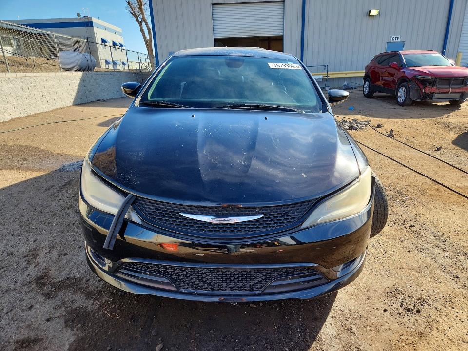 2016 Chrysler 200 s