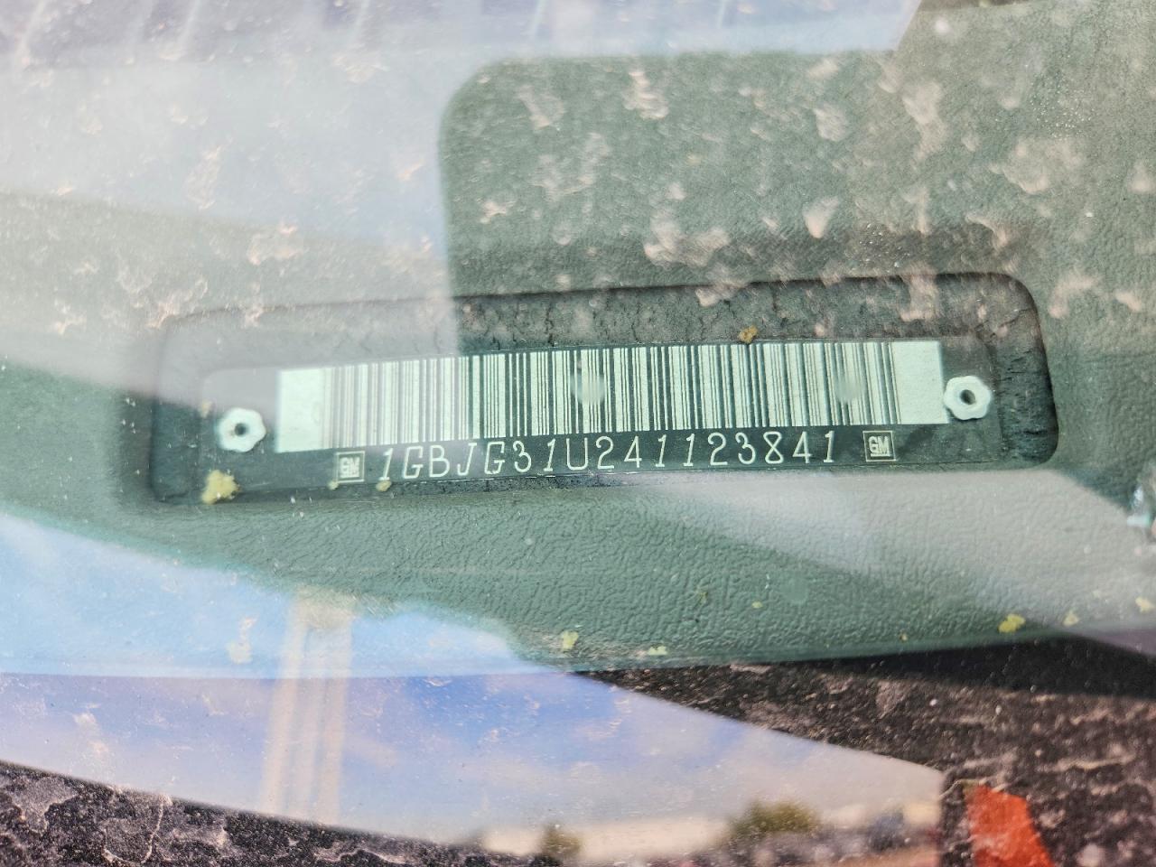 2004 Chevrolet Express BOX Truck