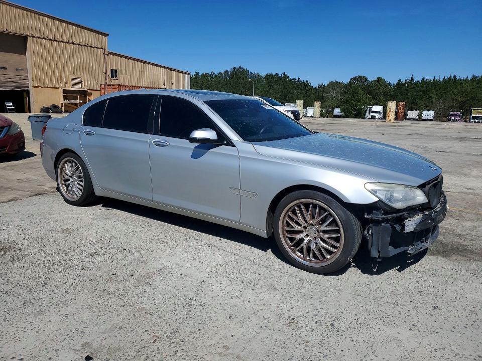 2015 BMW 740 li