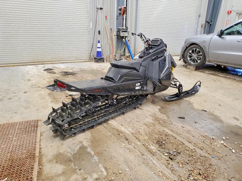 2023 Polaris Snowmobile