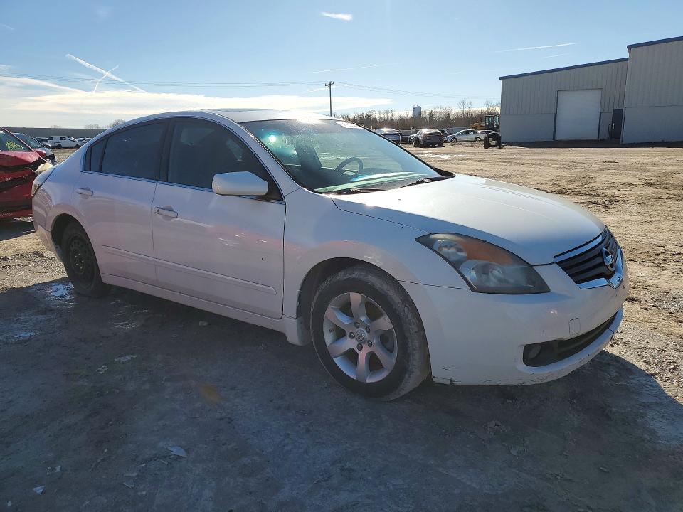 2008 Niss Altima