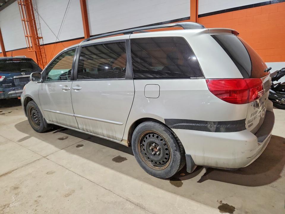 2004 Toyota Sienna ce 7 Passenger