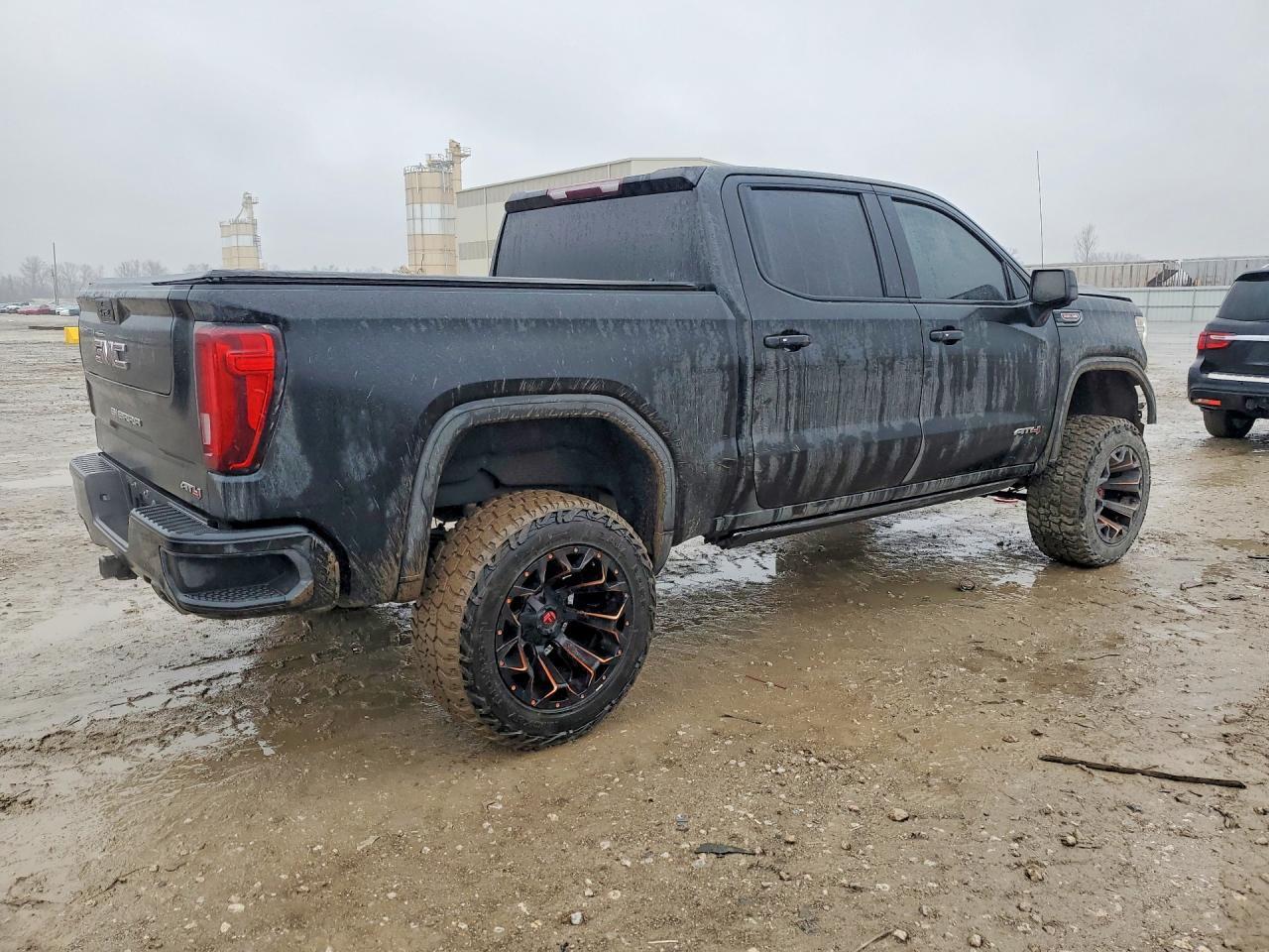 2021 GMC Sierra K1500 AT4