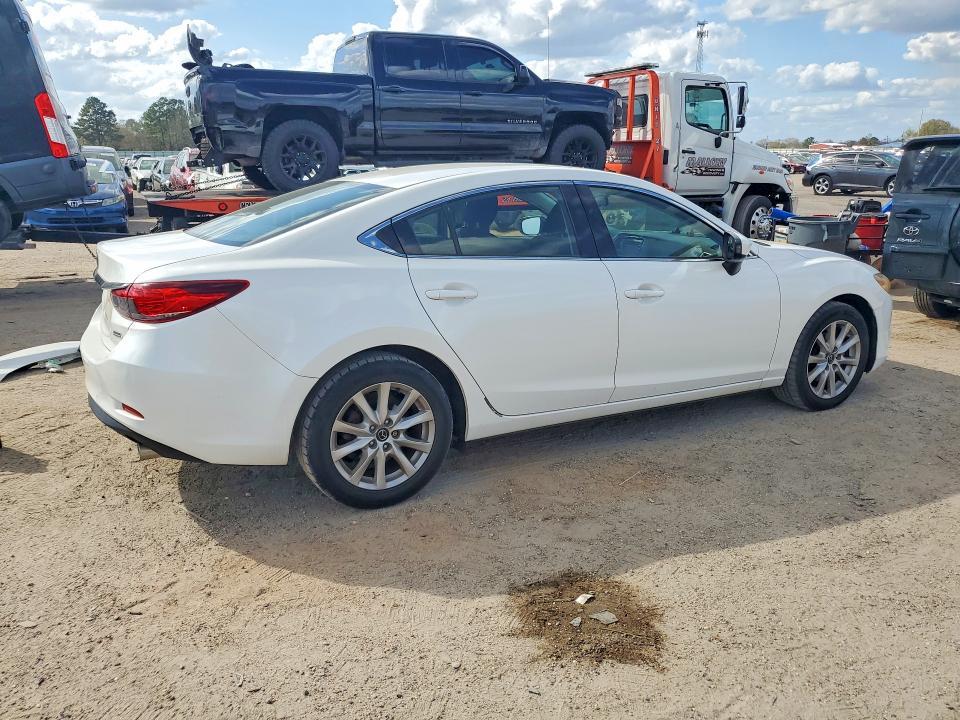 2015 Mazda 6 Sport