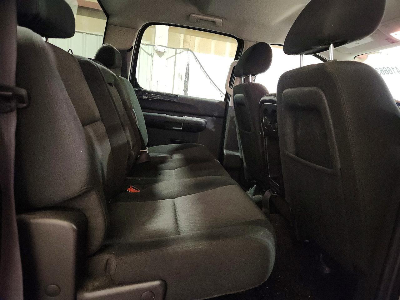 2011 Chevrolet Silverado K1500 LS