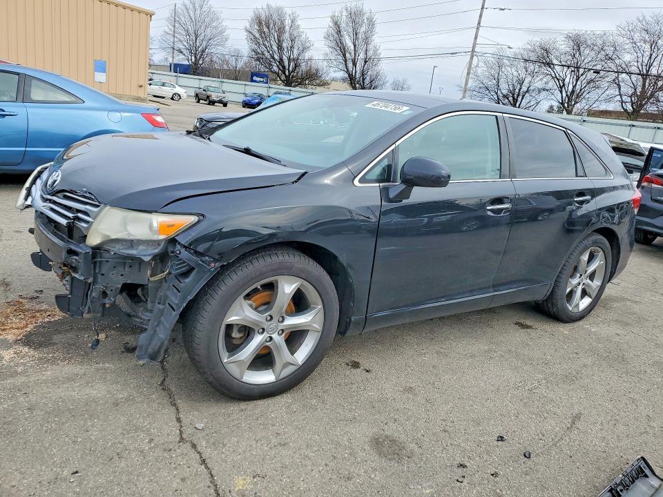 2010 Toyota Venza awd V6
