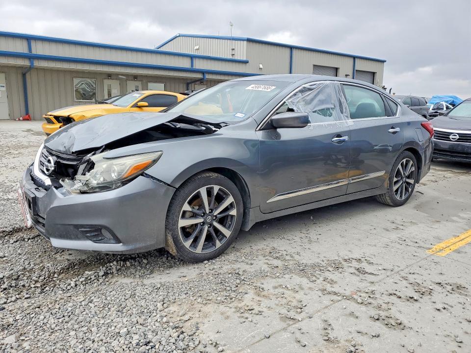 2016 Nissan Altima 2.5 sr